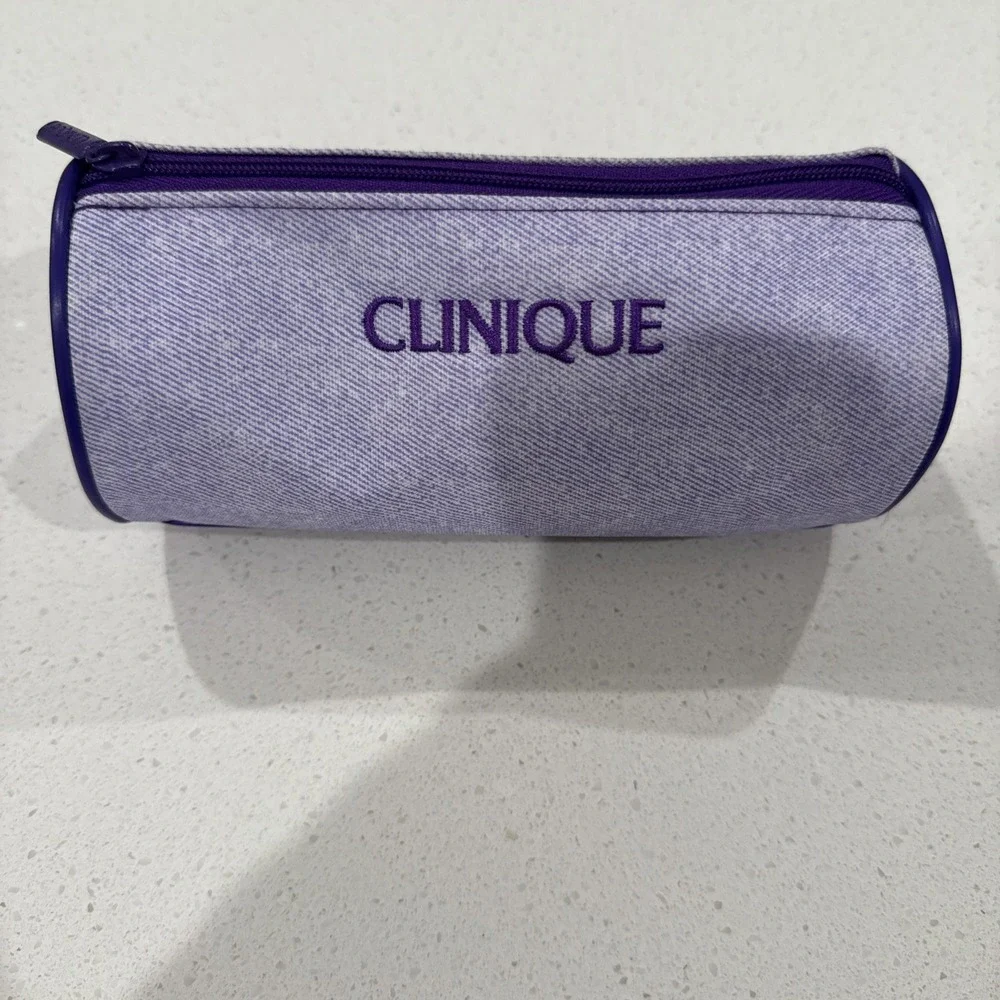 Clinique Small Lavender & Purple Cosmetic Makeup Bag Zip Cylinder Shape New